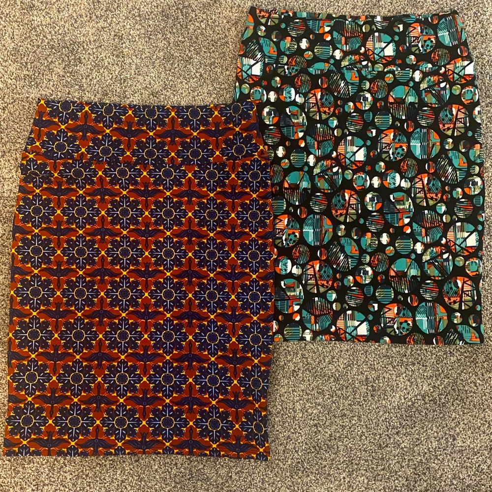 LuLaRoe Skirts (2) Women’s Size L Large